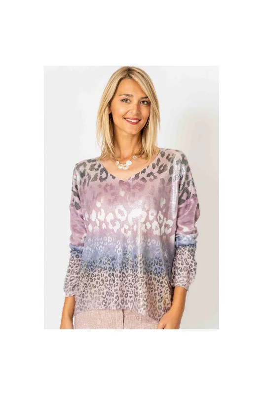 Look Mode Shimmer V Neck Cheetah Print Sweater In Old Pink